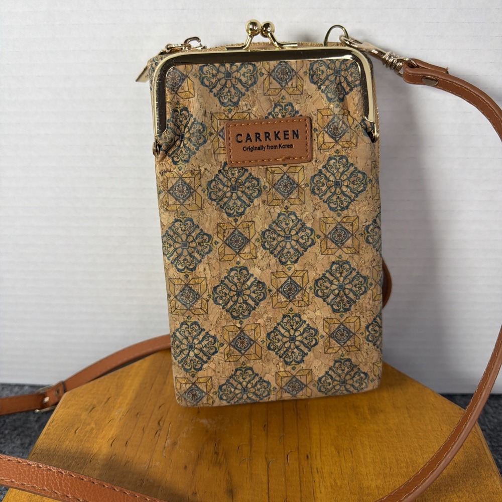 Carrken‎ Crossbody Wallet Purse Cork Pattern Brown Faux Leather bag